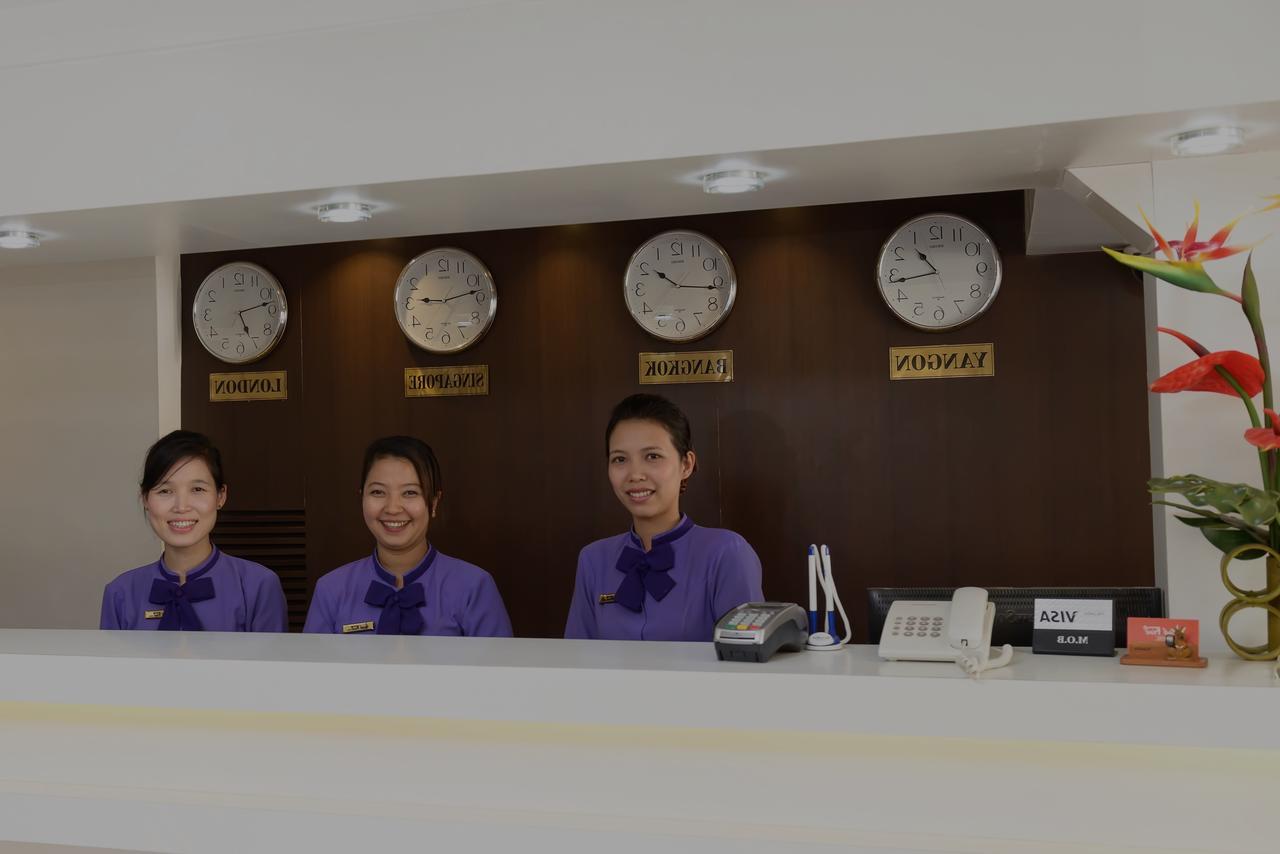 High Five Hotel Yangón Exterior foto